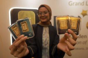 Bisnis-emas5-10