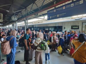 KAI-Lebih-dari-23-Juta-2-4