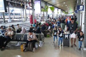 KAI-Semarang-Juga-Sibuk-1-4