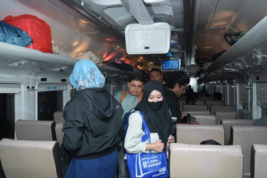 40.678-Tempat-Duduk-Tersedia-1-7