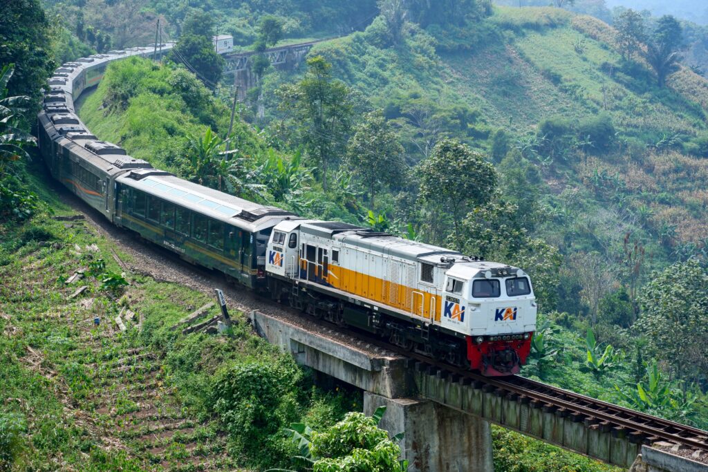 Antusiasme-Wisatawan-Tinggi-Ketapang-hingga-Tanjung-Balai-Jadi-Primadona-Liburan-dengan-Kereta-Api-13