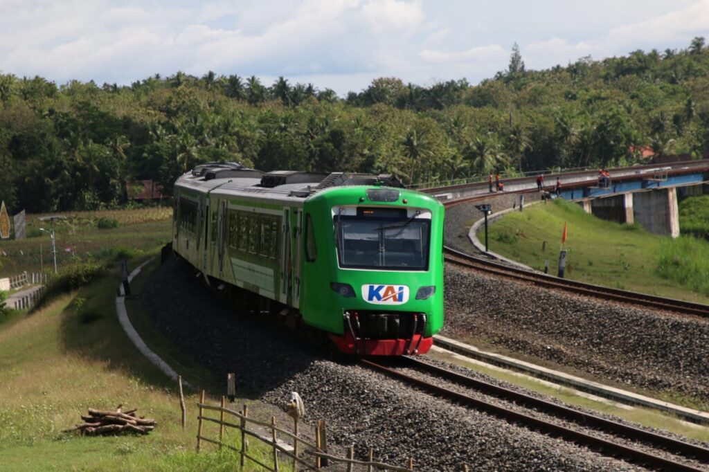 KAI-Group-Kereta-Bandara-3-6