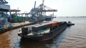 Pelindo-IPC-TPK-PONTIANAK-PERKUAT-EKSPOR-2-4